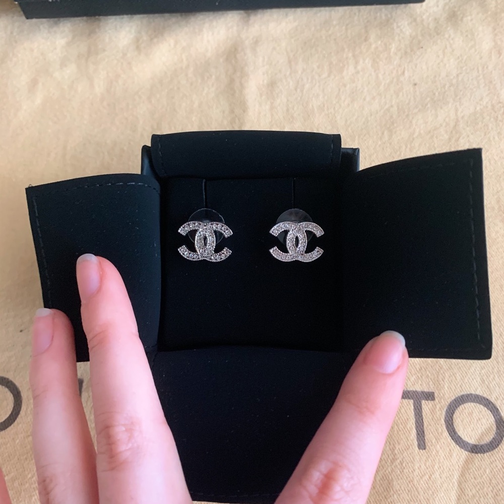 CHANEL CC Stud Earrings
